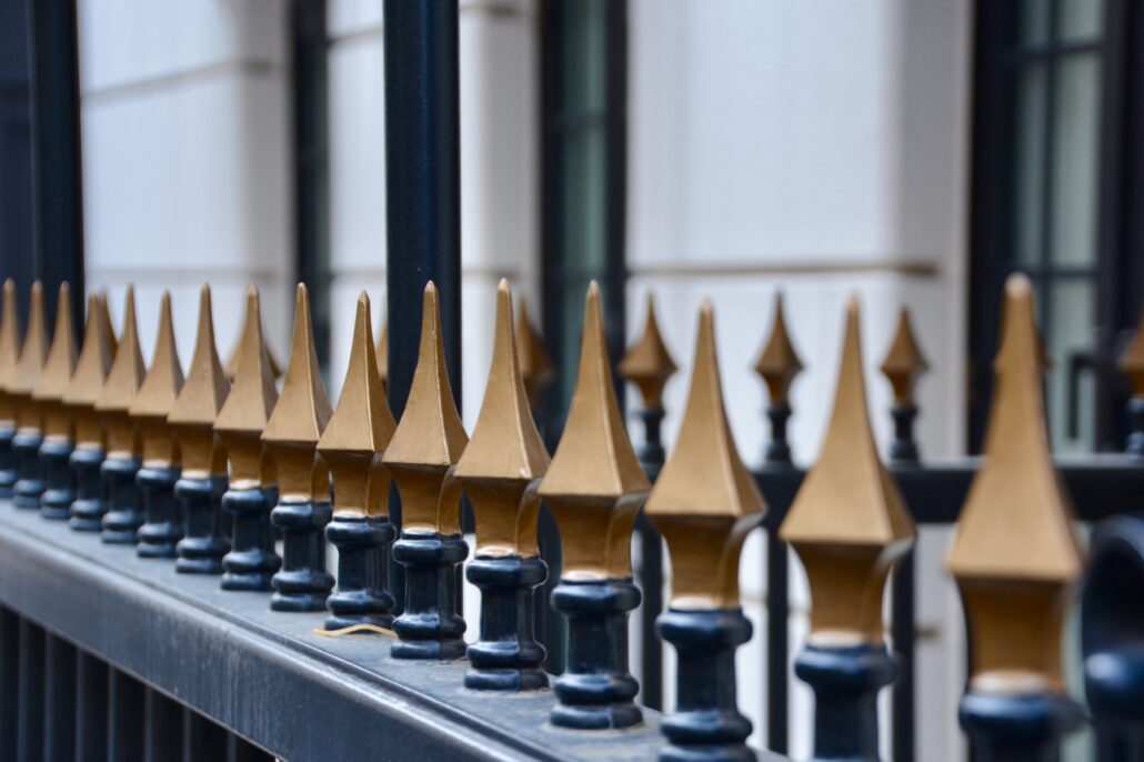 Painting Metal for Decorative purposes